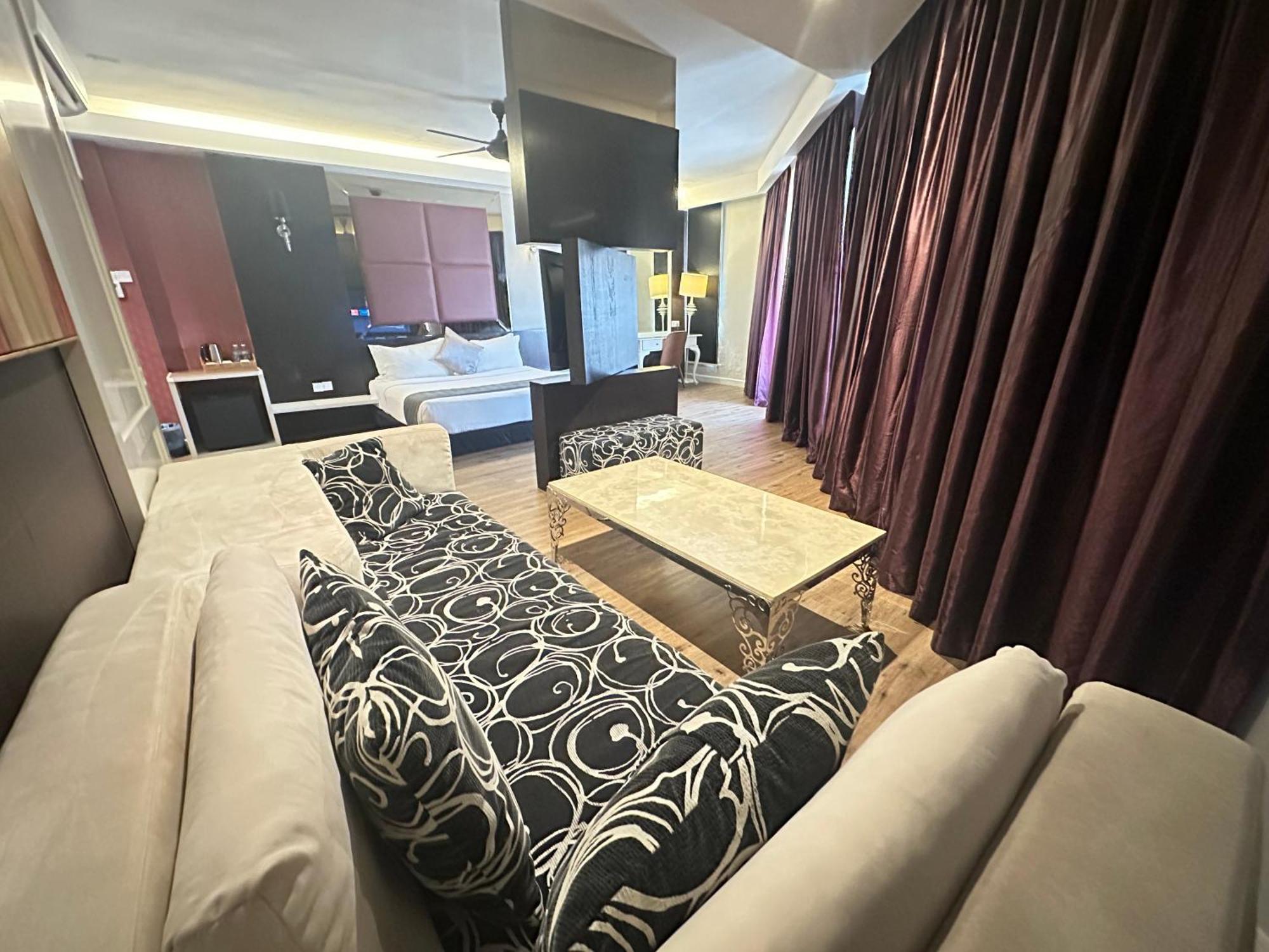 The Sterling Boutique Hotel Melaka Экстерьер фото