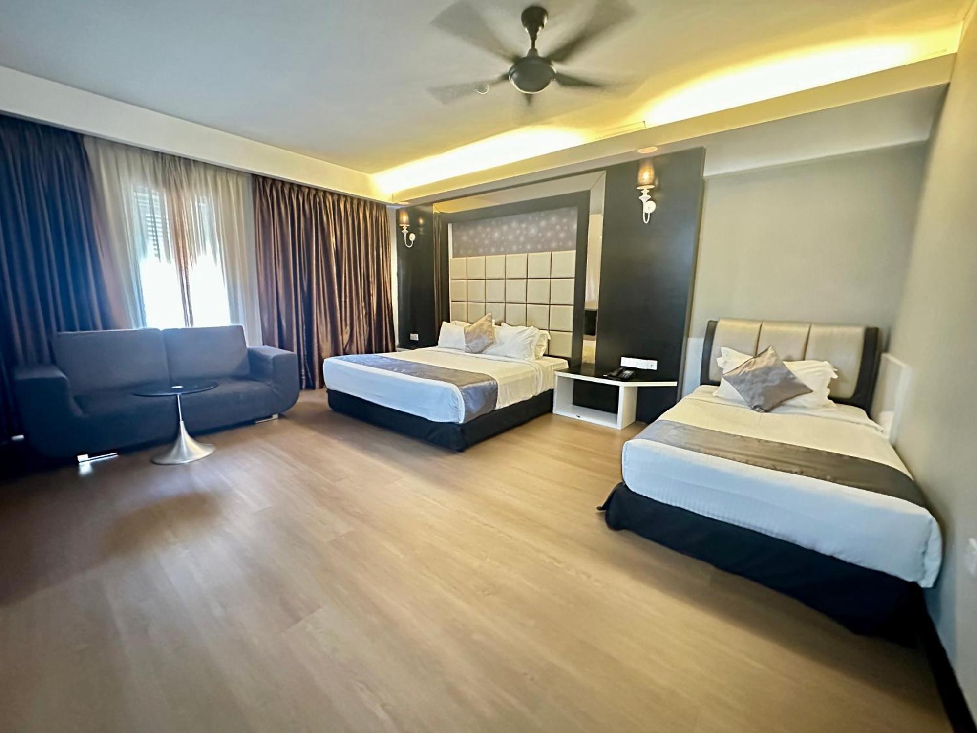 The Sterling Boutique Hotel Melaka Экстерьер фото